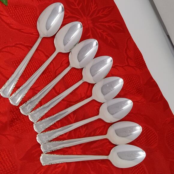 8pc Teaspoons May Queen Holmes & Edwards Silverplate Flatware Monogram "N" - Picture 2 of 12